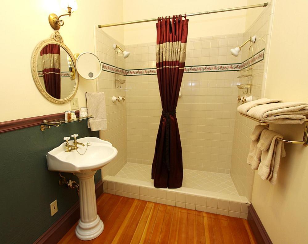 The National Hotel Jamestown Room photo