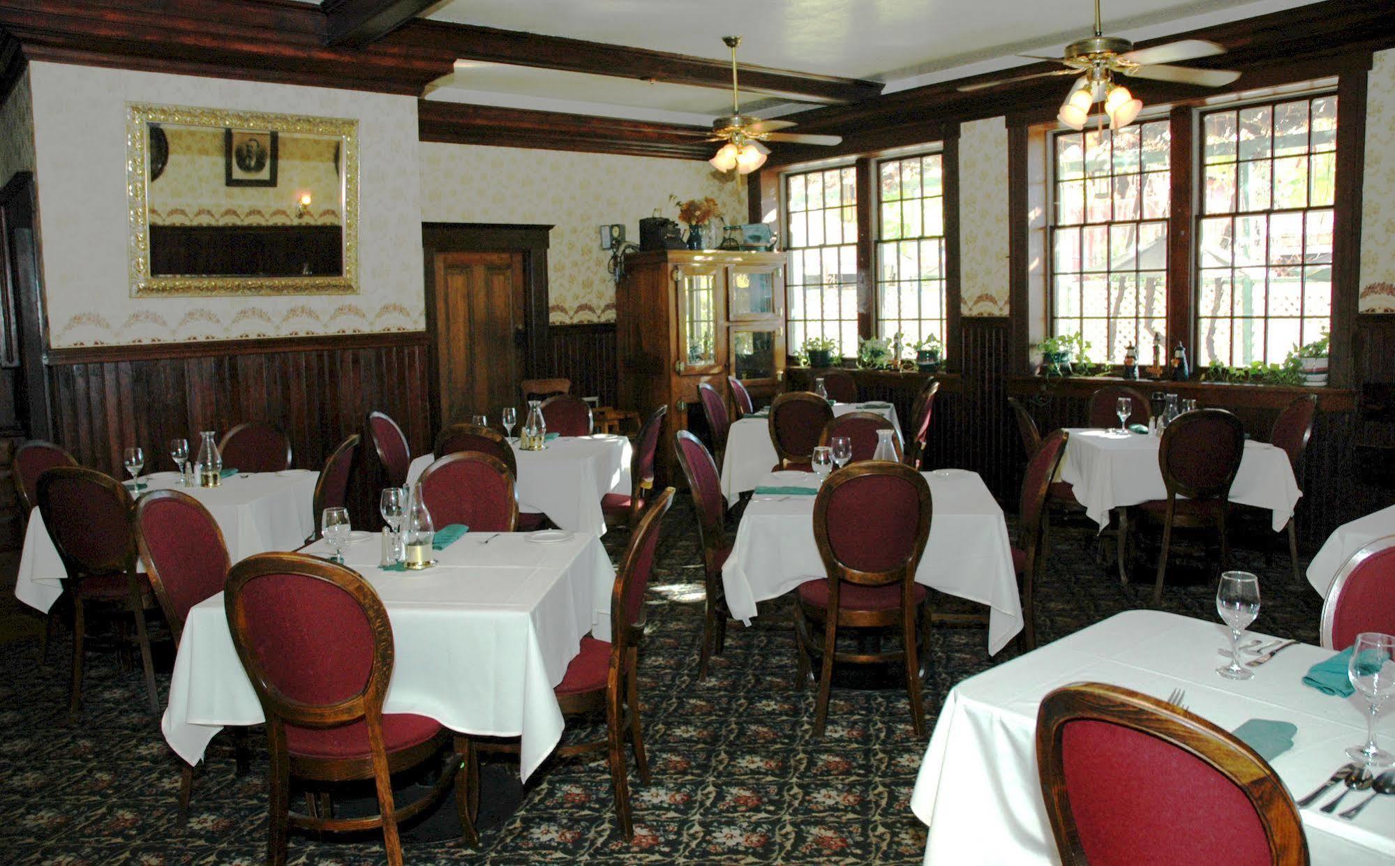 The National Hotel Jamestown Exterior photo